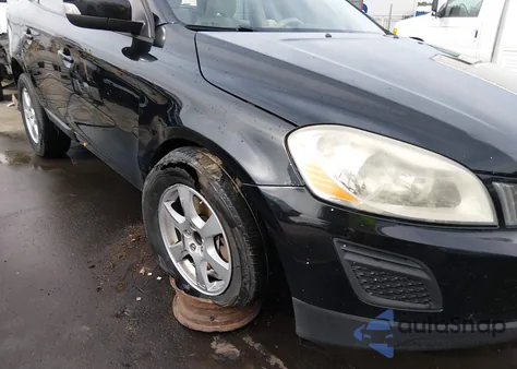 2012 Volvo Xc60 3.2 z USA, uszkodzony, nr VIN YV4940DL0C2238615